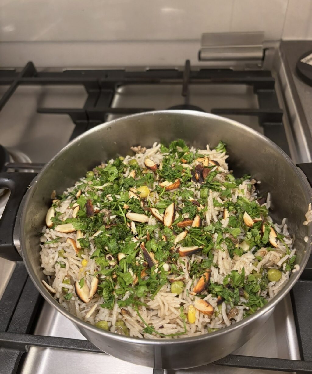 Hashweh Rice (Arabic Rice with ground beef) - Hungry Paprikas