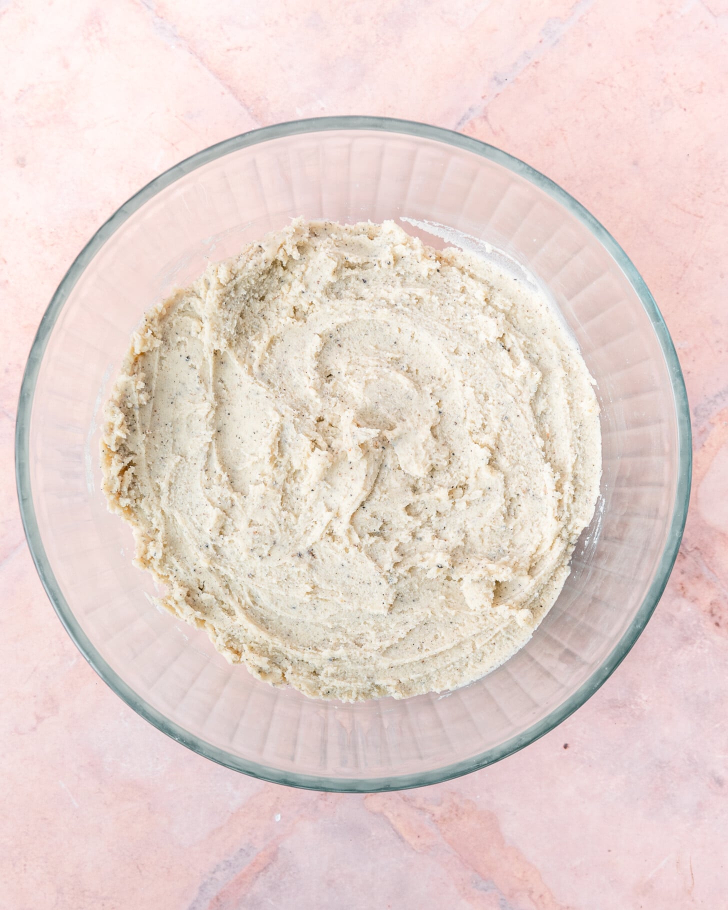 Buttery Cardamom Spice Shortbread Cookies - Hungry Paprikas