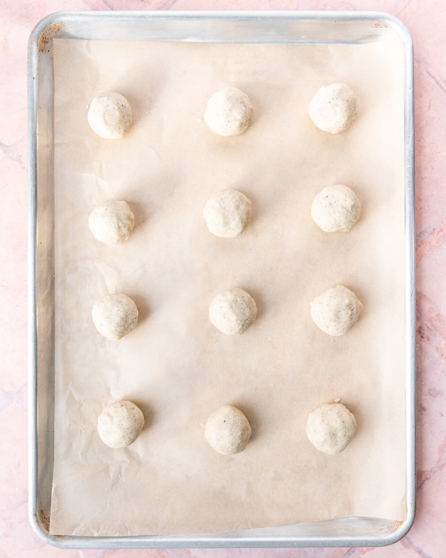 Buttery Cardamom Spice Shortbread Cookies - Hungry Paprikas