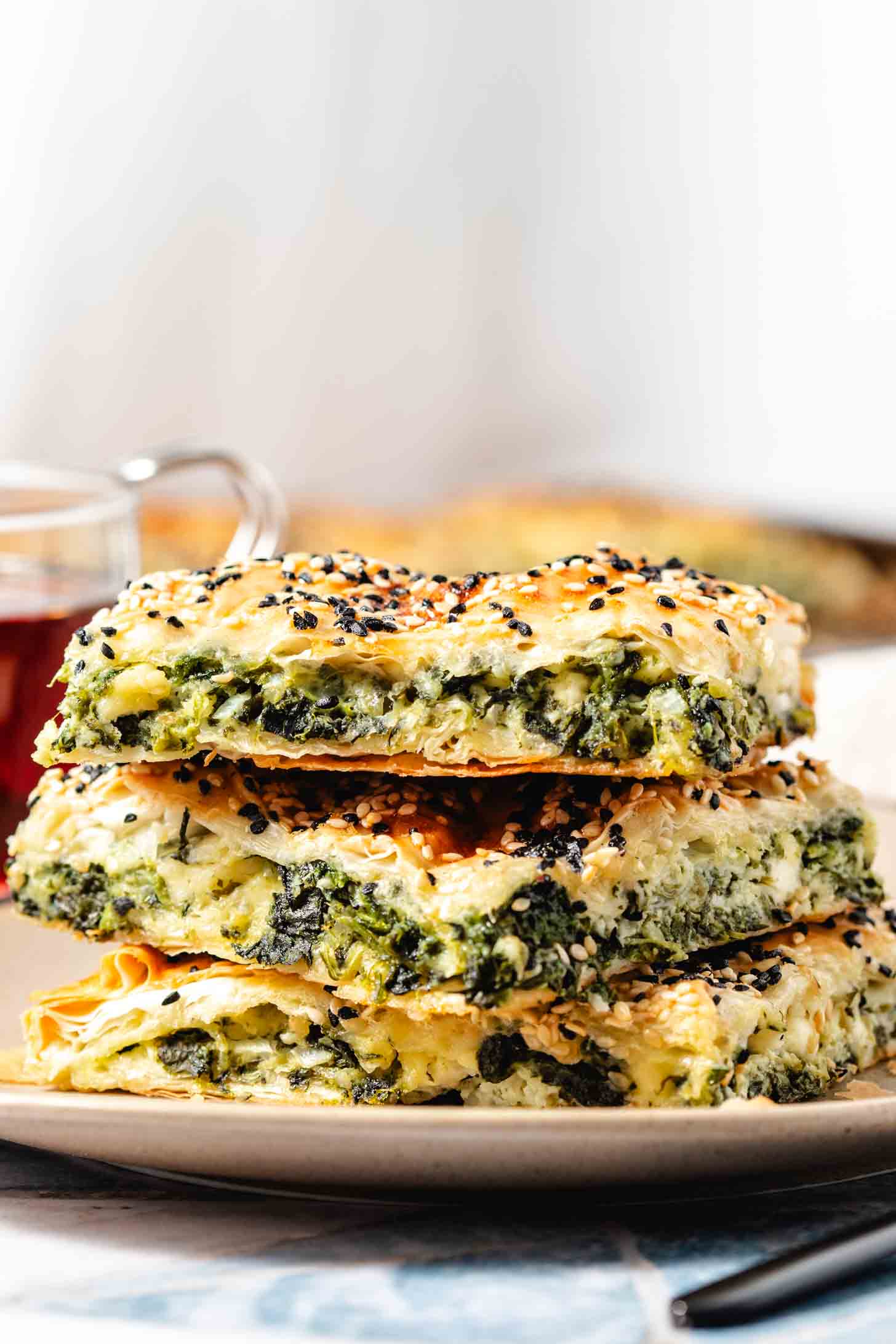 Spinach Borek Using Frozen Spinach And Phyllo Hungry Paprikas spinach-borek-using-frozen-spinach-and-phyllo-hungry-paprikas