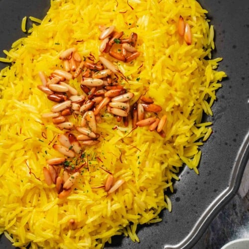 30-Min Fluffy Saffron Rice (Basmati) - Hungry Paprikas