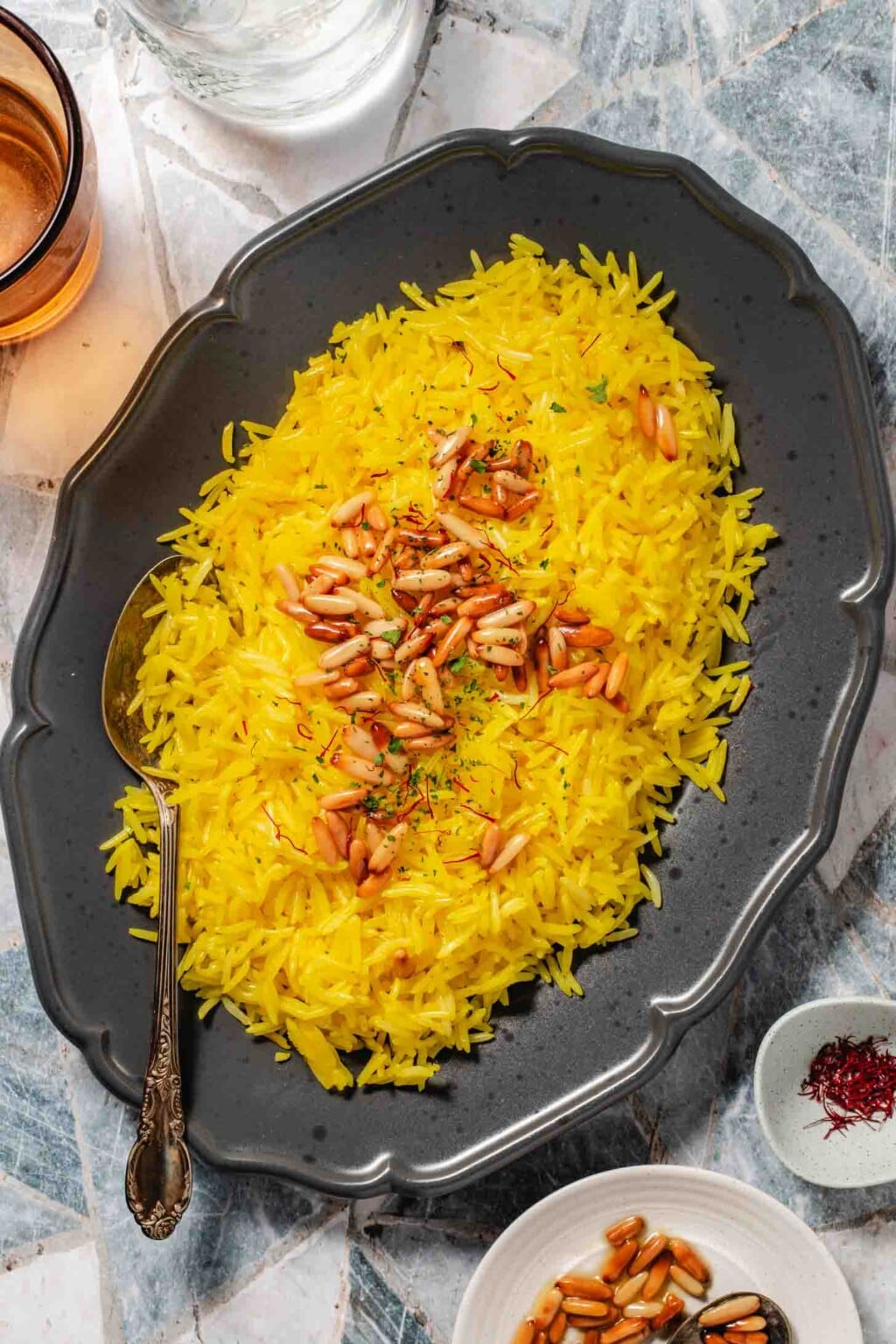 30-Min Fluffy Saffron Rice (Basmati) - Hungry Paprikas